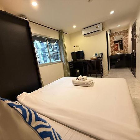 Thai Classic House Patong Extérieur photo