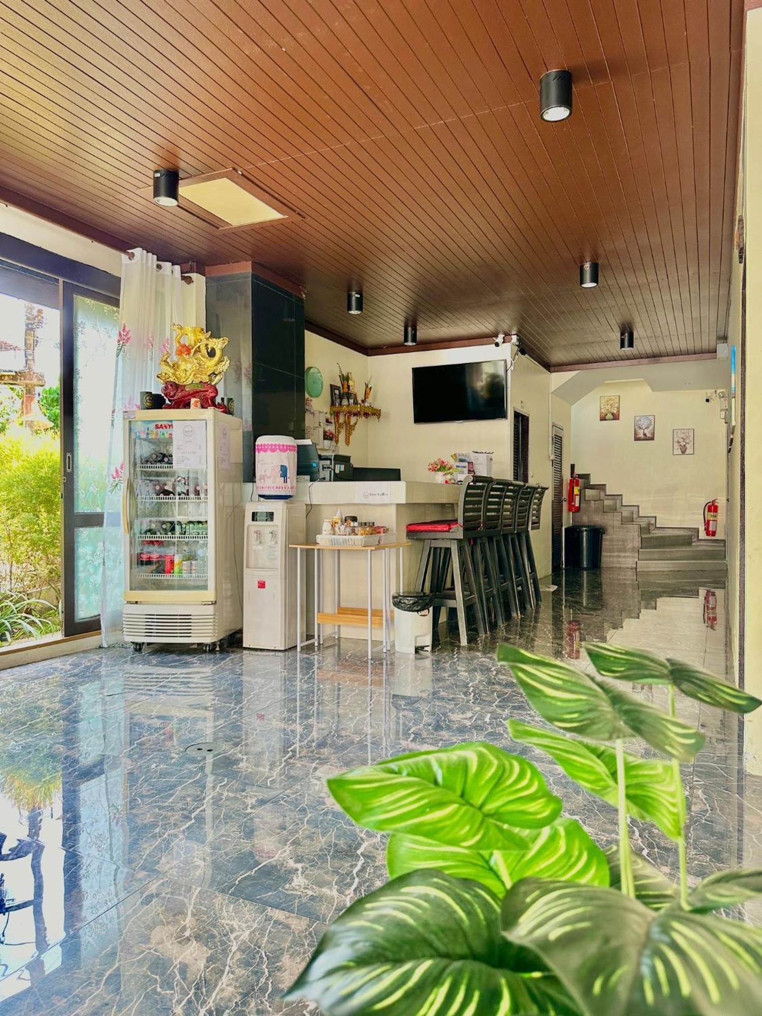 Thai Classic House Patong Extérieur photo