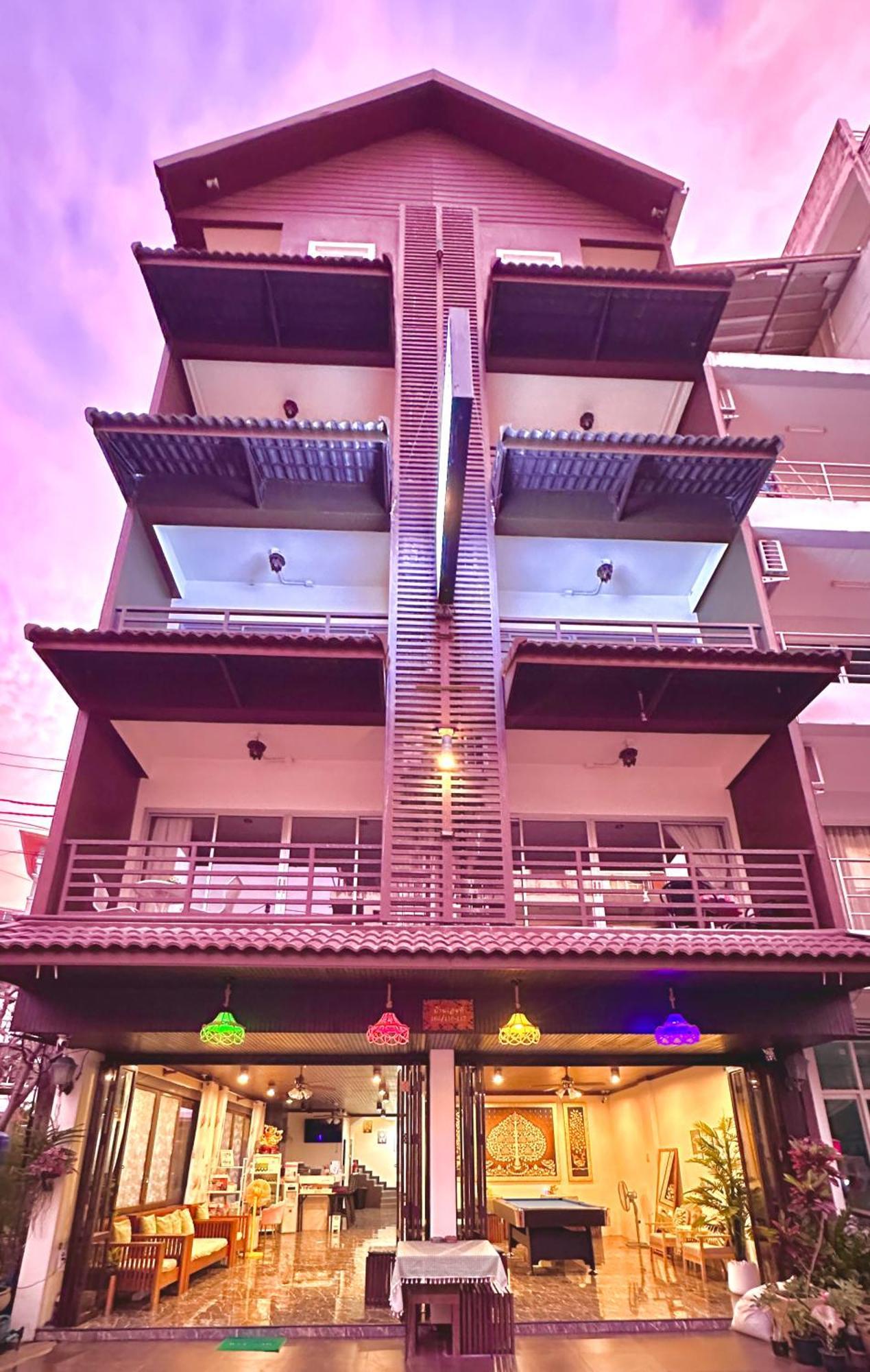 Thai Classic House Patong Extérieur photo