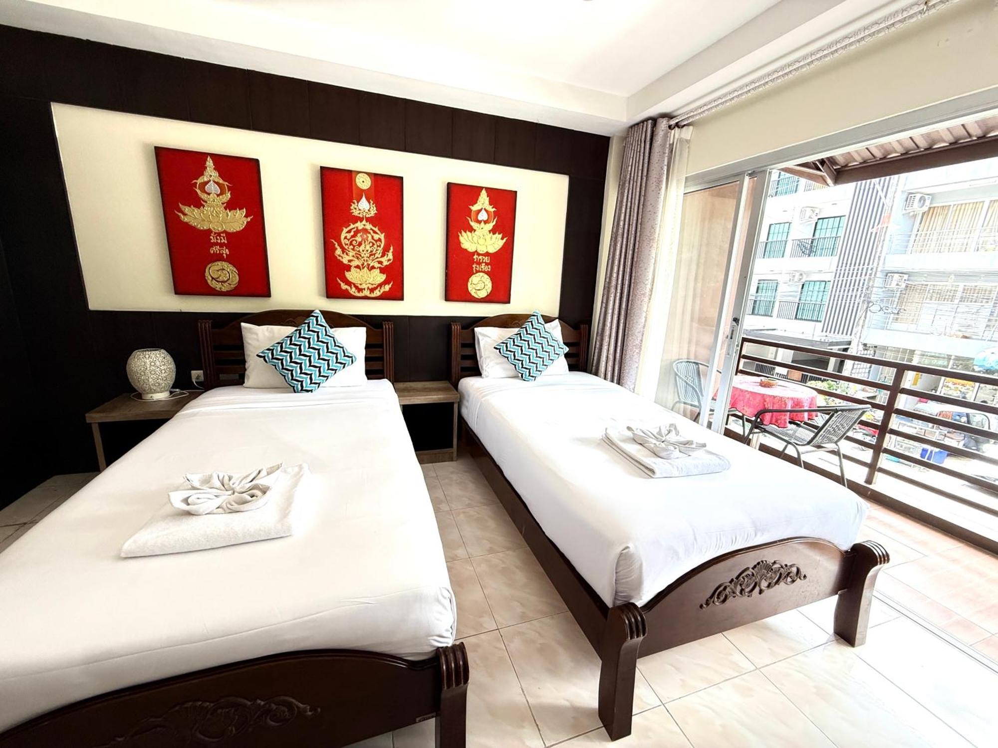 Thai Classic House Patong Extérieur photo